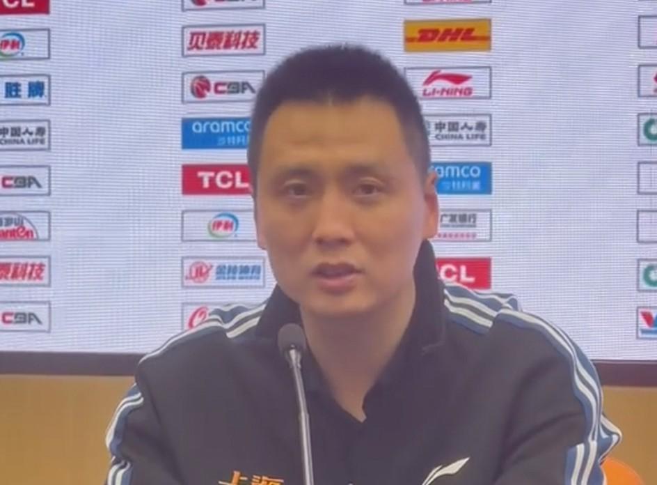 开云官网-卢伟：胜利献给寿星王哲林；古德温瞒着我吃止痛药上场让我很感动